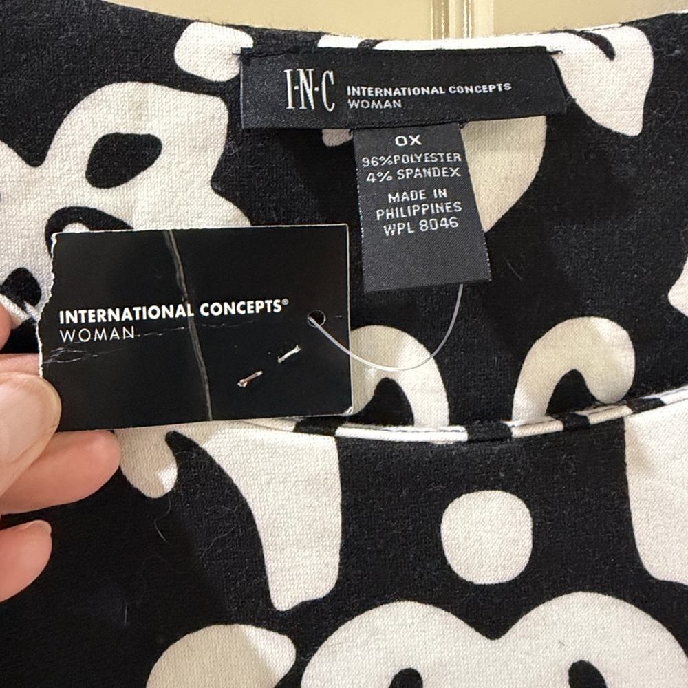 Women’s Sleeveless Blouse By INC. NWT! - Picture 15 of 16